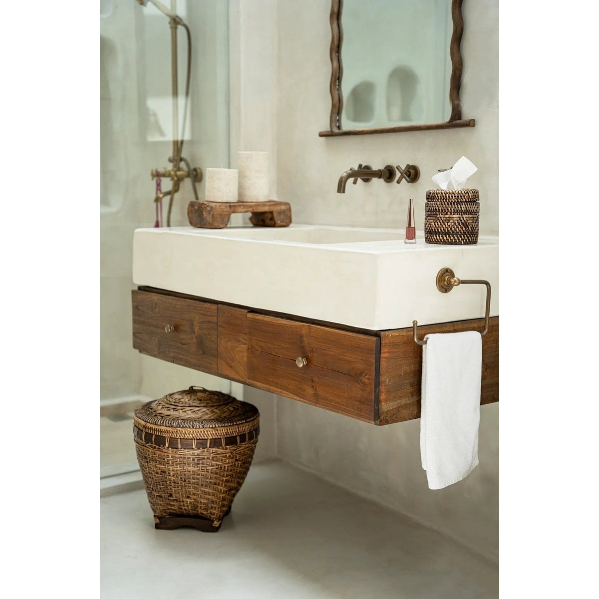 Rattan Storage Basket - Colonial Style, Natural Brown - Large