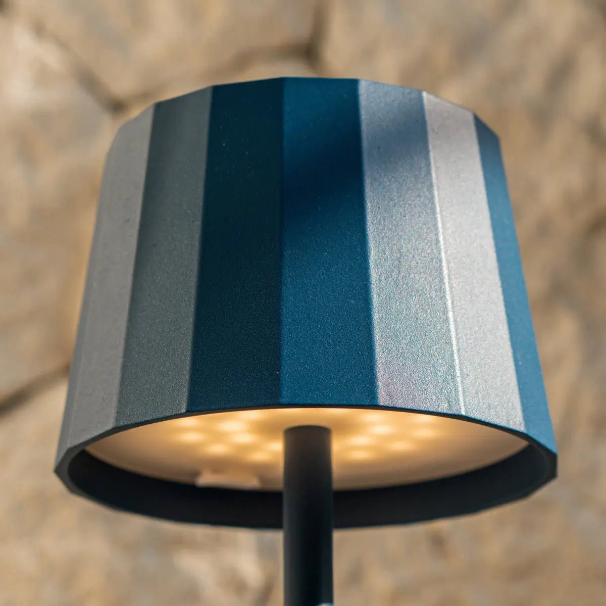 Wouter Delftware Blue Rechargeable Table Lamp | Wireless Charging & 120-Hour Battery Life