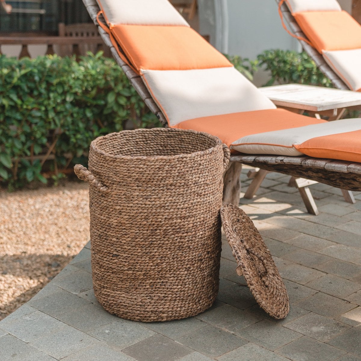 Water Hyacinth Storage Basket with Lid – Handwoven Ikat Laundry Bin