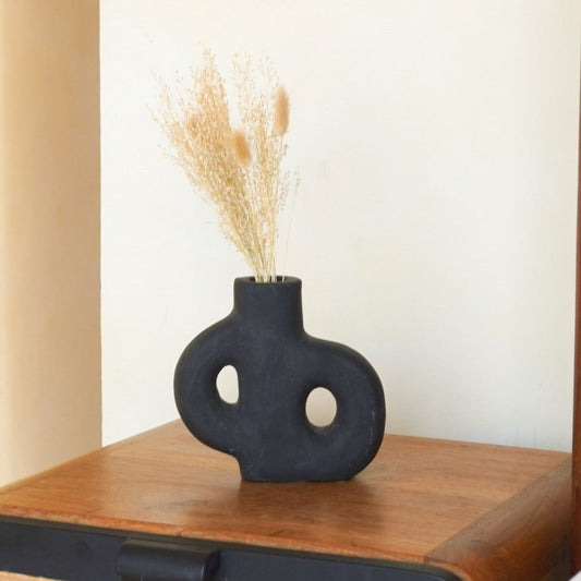 Black Clay Vase – Small Decorative Vase for Dried or Fresh Flowers