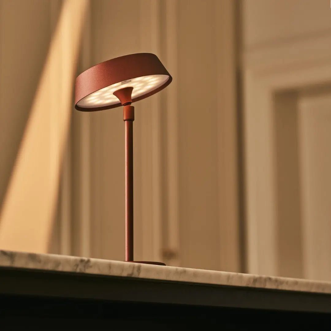 Bronze USB Rechargeable Table Lamp – Minimalist Dimmable Bedside Light