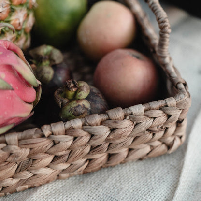 Water Hyacinth Tray BESAKIH – Handwoven Serving Tray, 3 Sizes
