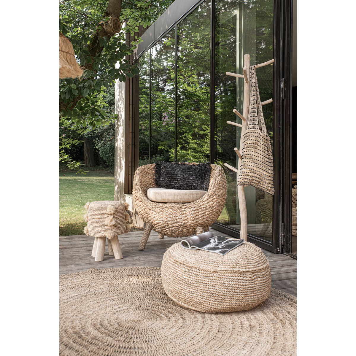 Raffia Pouffe - Natural Woven Ottoman, Round Accent Seating