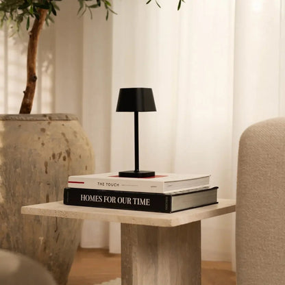 Black Rechargeable Table Lamp Cordless - Ava | Tavellio