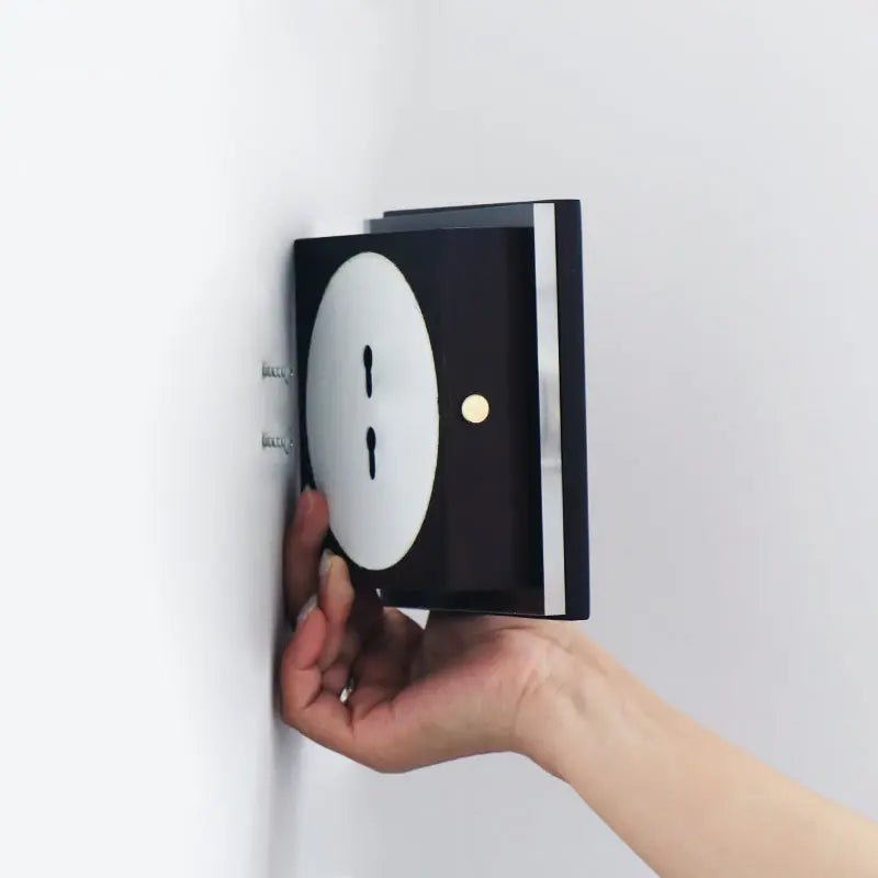 Lane Black Cordless Wall Light – Rechargeable & Dimmable Natural Wood Lamp