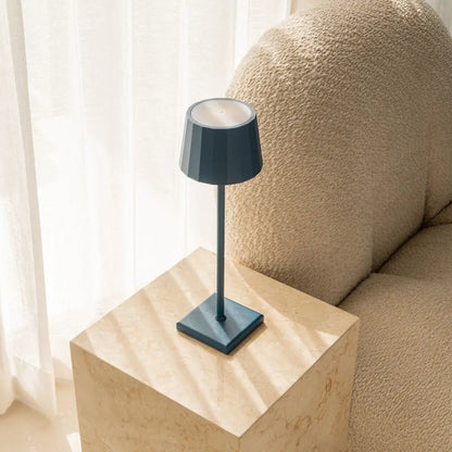 Wouter Delftware Blue Rechargeable Table Lamp | Wireless Charging & 120-Hour Battery Life