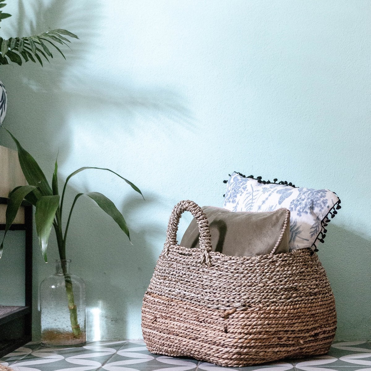 Banana Fiber Storage Basket - Seagrass Laundry & Plant Basket, 3 Sizes