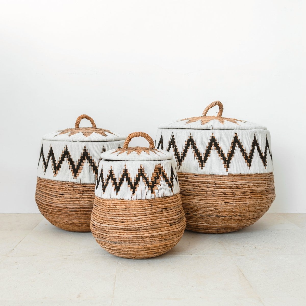 Boho Laundry Basket with Lid - Large Woven Hamper with Cotton Pattern