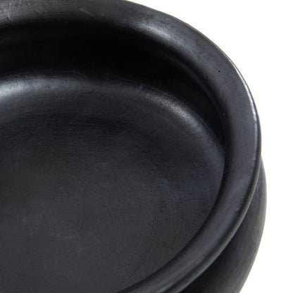 Black Stock Pot with Lid - Modern Cookware for Family Dinners