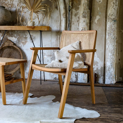 Nova teak dining room chair with armrest