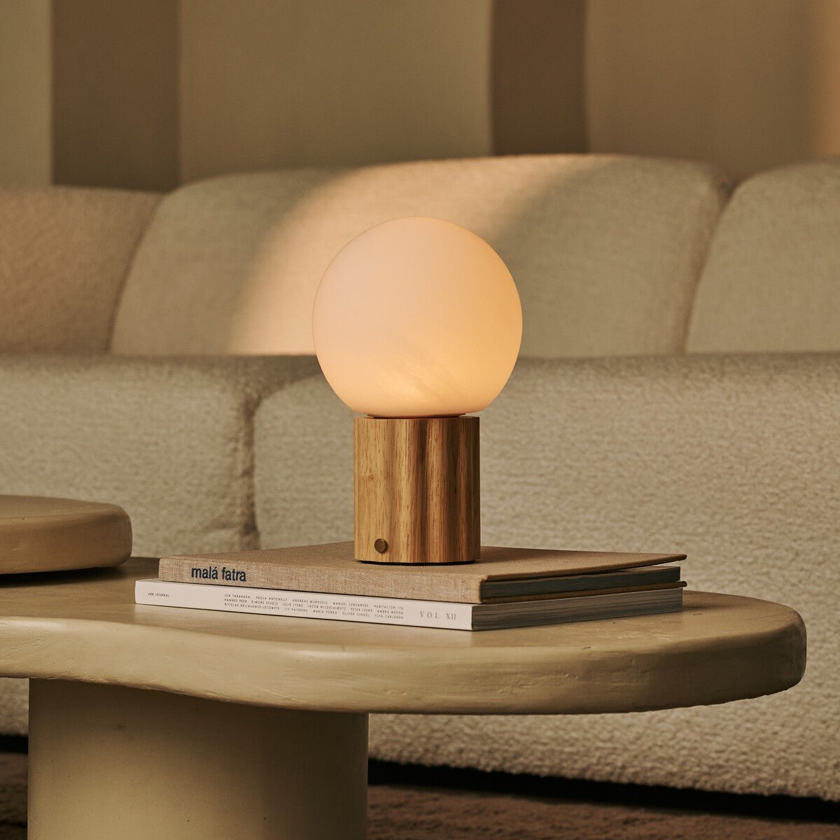 Light Brown Table Lamp – Rechargeable Cordless Lamp with 3 Light Colors