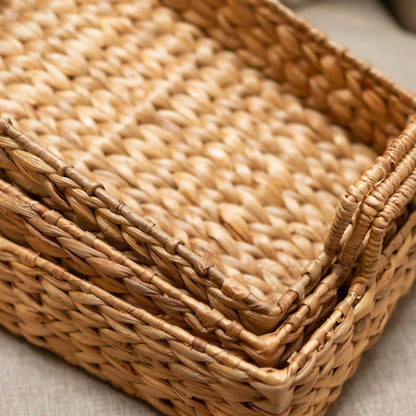 Water Hyacinth Tray BESAKIH – Handwoven Serving Tray, 3 Sizes
