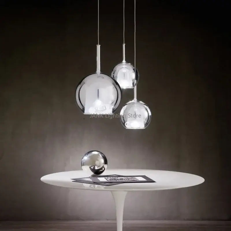 Italian Bubble Glass Pendant Light – Luxury LED for Dining