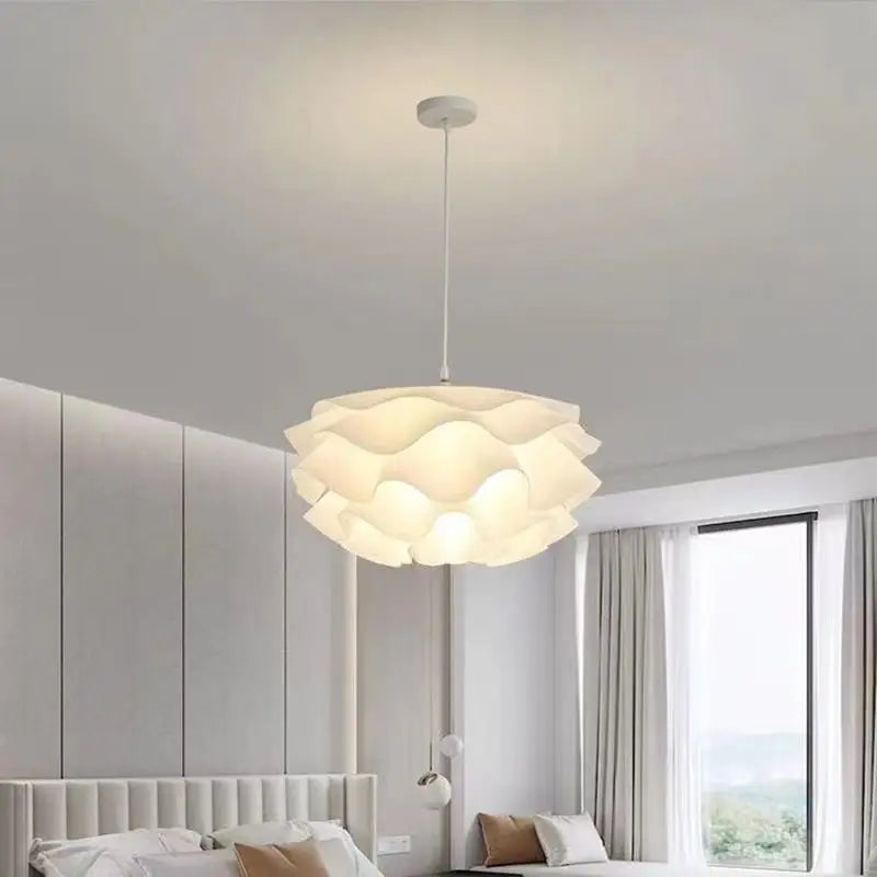 Romantische Blumen-Pendelleuchte für Schlafzimmer, nordischer cremefarbener Wind-Kronleuchter, Wohn- und Esszimmer, moderne Deckenleuchten, Heimdekoration