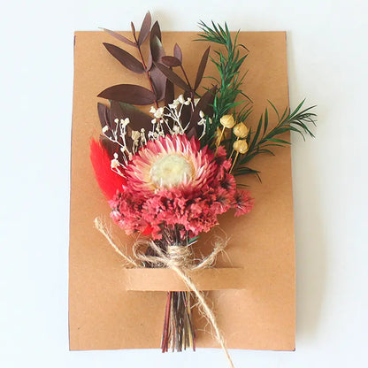 Mini Dried Flower Bouquet - DIY Wedding & Event Decor