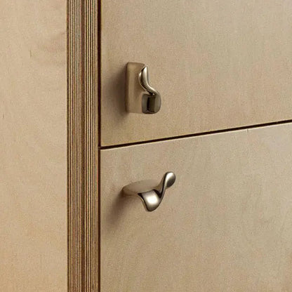 Brass Cabinet Handles – Minimalist Design for Kitchen