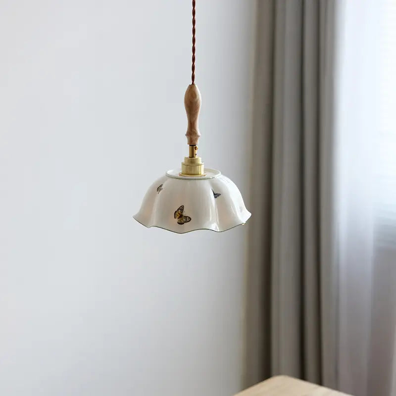IWHD Schmetterling Keramik LED Pendelleuchte neben Holzgriff Kupfer Sockel Home Decor Schlafzimmer Esszimmer Wohnzimmer Licht Hängelampe