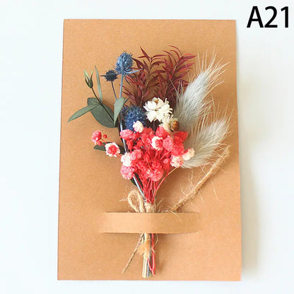 Mini Dried Flower Bouquet - DIY Wedding & Event Decor