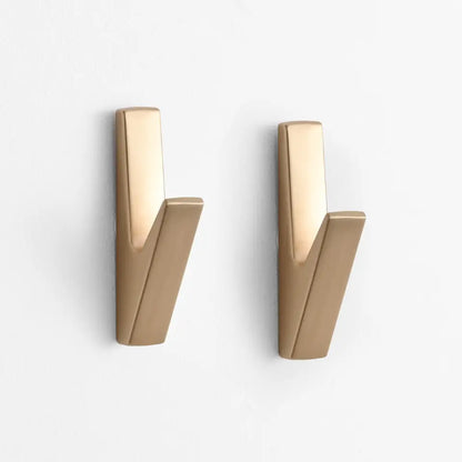 Elegant 5-Pack Matte Robe Hooks For Your Modern Bathroom!