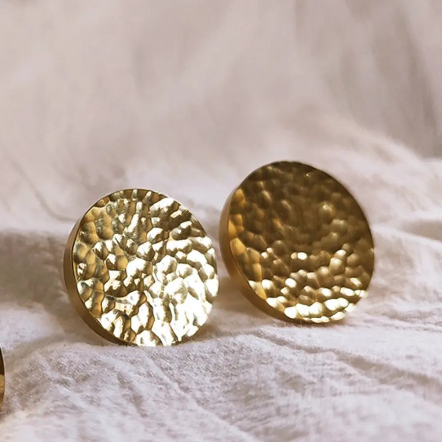 Brass Cabinet Knobs - Hand-Hammered Texture, Modern Design | sitezone test 02