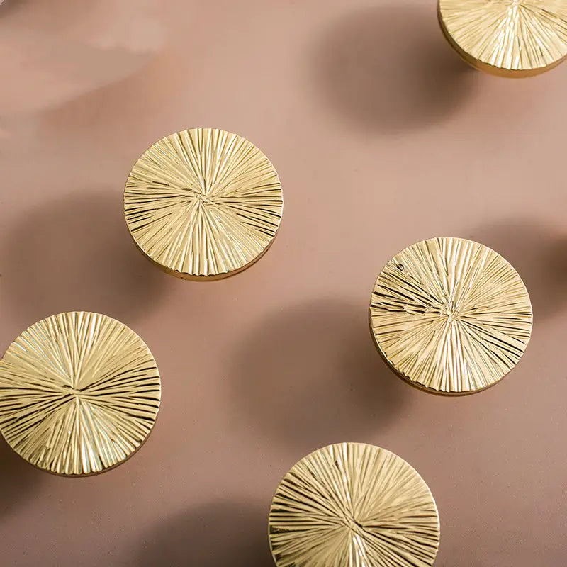 Gold Hammered Cabinet Knob – Luxury Drawer Pulls | sitezone test 02
