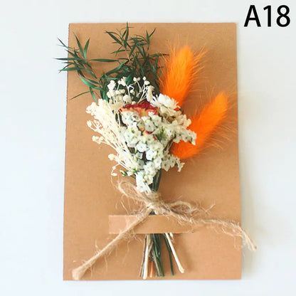 Mini Dried Flower Bouquet - DIY Wedding & Event Decor