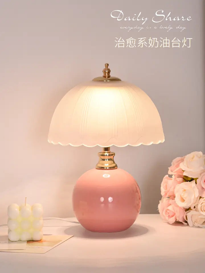 Ceramic Table Lamp – Modern Design for Bedroom