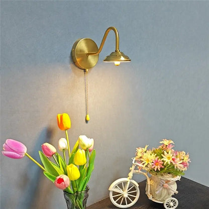 Golden Curved Wall Sconce – Plug-in LED for Bedroom | sitezone test 02