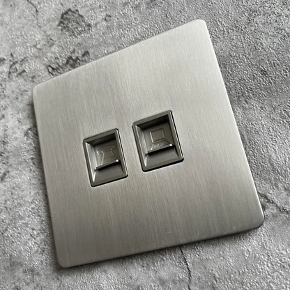 Matte Stainless Steel Wall Switch - USB & EU Outlet | sitezone test 02