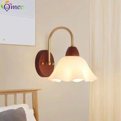 Modern Wooden Wall Lamp – LED Bedside Reading Light