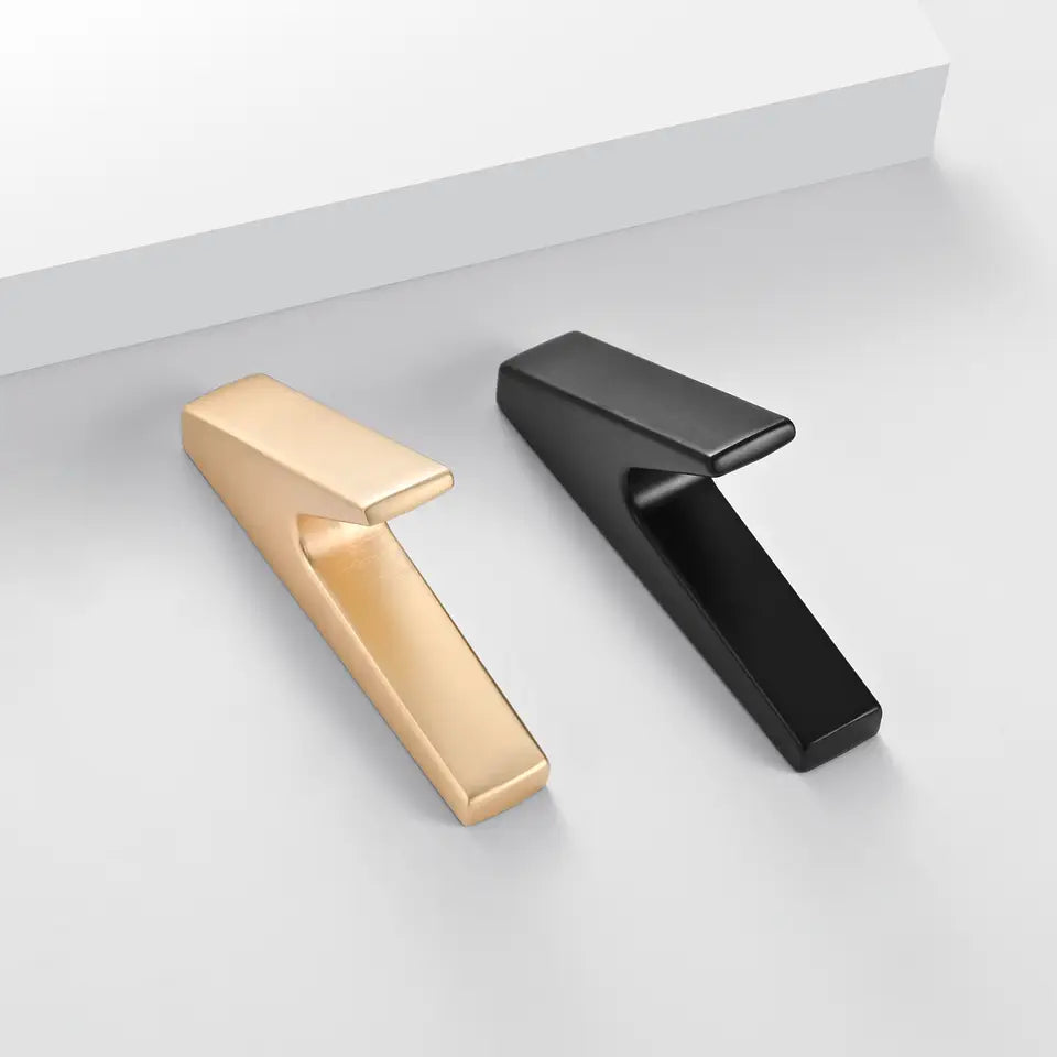 Matte Robe Hooks, 5-Pack, Modern Bathroom Decor, Sarihosy