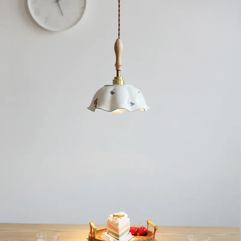 IWHD Schmetterling Keramik LED Pendelleuchte neben Holzgriff Kupfer Sockel Home Decor Schlafzimmer Esszimmer Wohnzimmer Licht Hängelampe
