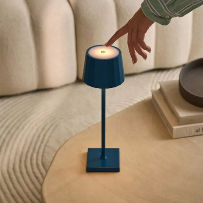 Wouter Delftware Blue Rechargeable Table Lamp | Wireless Charging & 120-Hour Battery Life