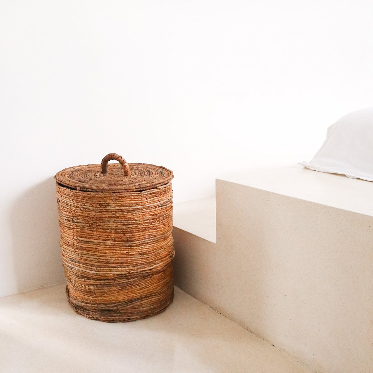 Banana Fiber Laundry Basket with Lid - Handmade Storage Ombak