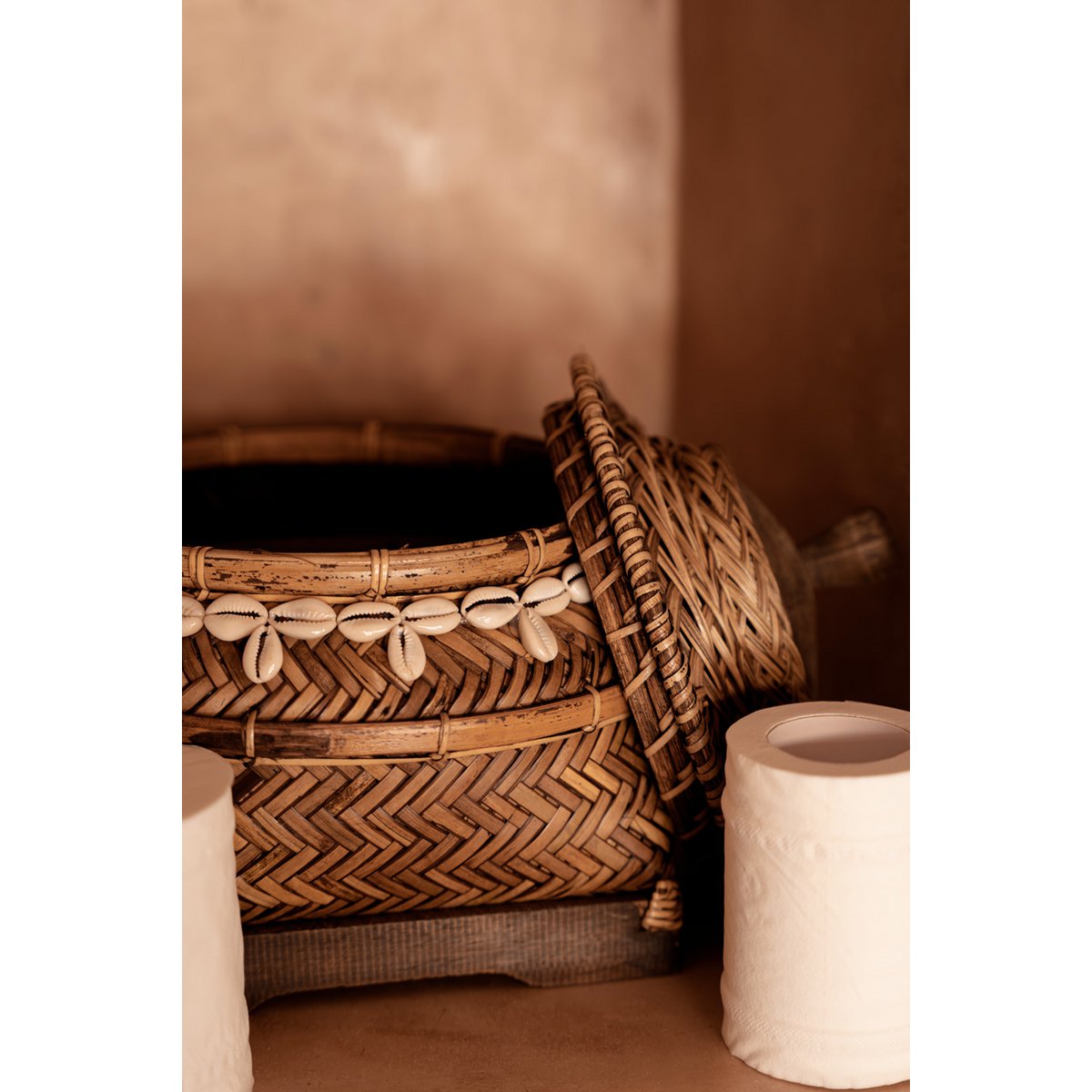 Wicker Storage Basket - Natural Brown Treasure Box with Shells