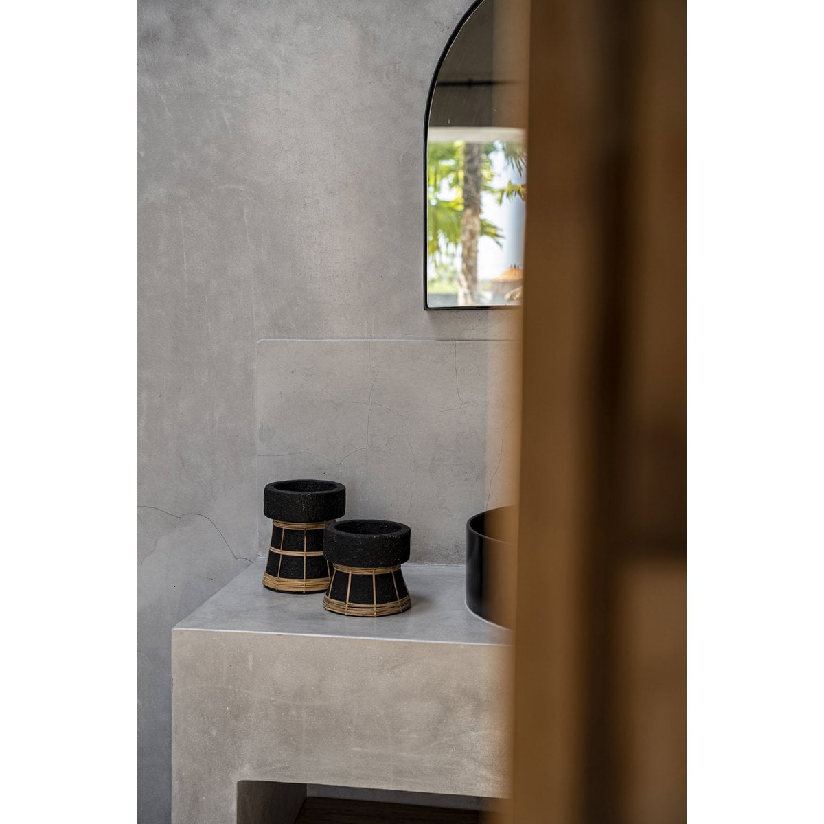 The Serene Candle Holder - Black Natural - S