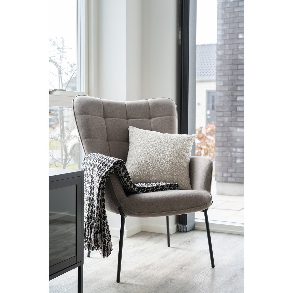 Savannah Cushion - Beige, looped, 100% Polyester, 45x45 cm