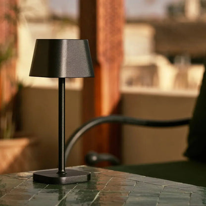 Black Rechargeable Table Lamp Cordless - Ava | Tavellio