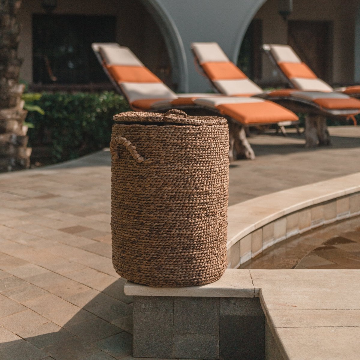 Water Hyacinth Storage Basket with Lid – Handwoven Ikat Laundry Bin
