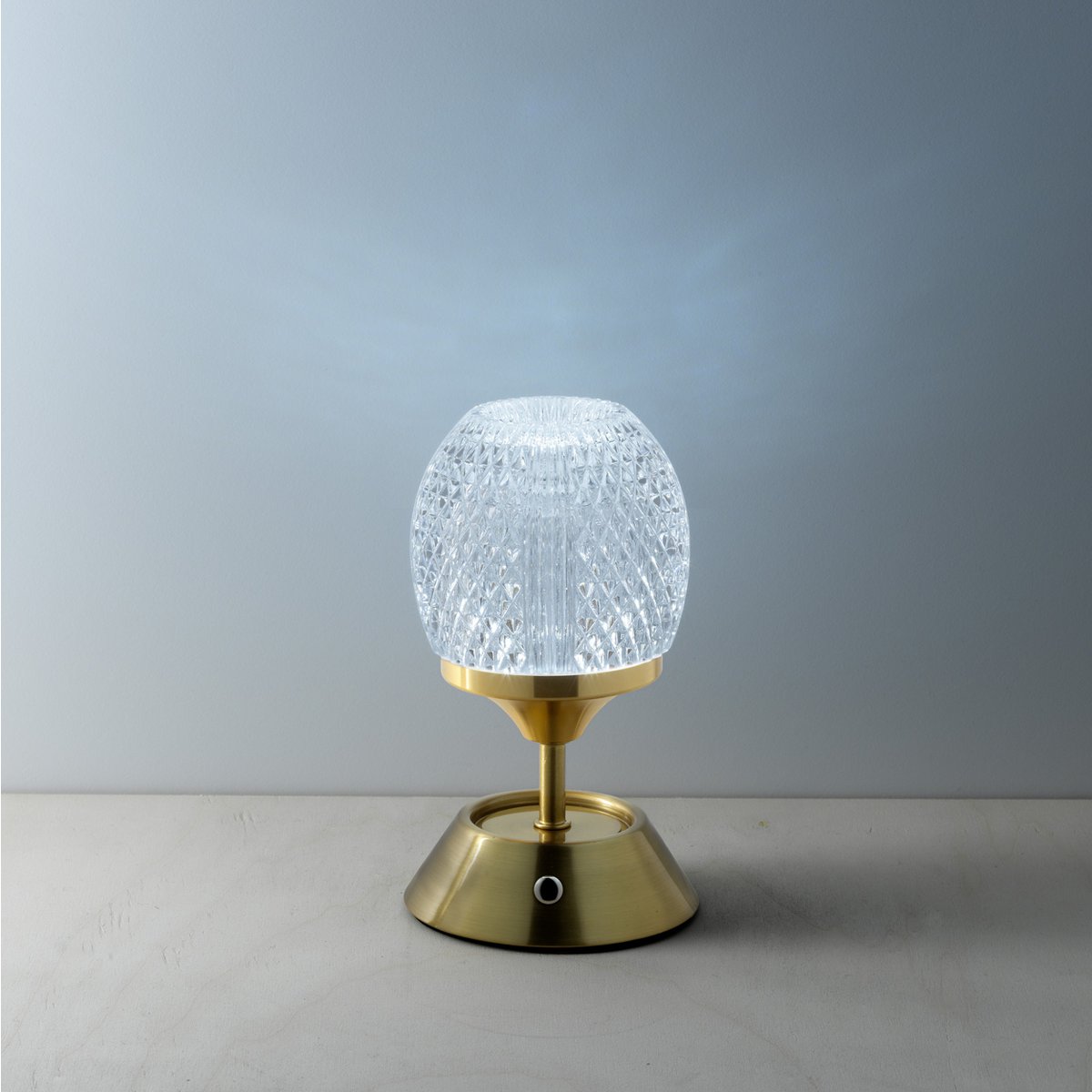 Iron LED Table Lamp - Adjustable Brightness, Rechargeable - The Glow Sinatra