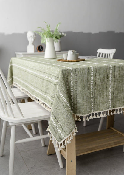 Batillo Linen Tablecloth | Table Cover, Outdoor & Indoor - JUGLANA