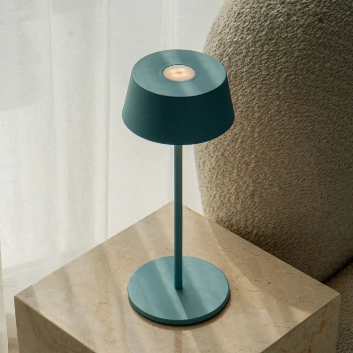 Hugo Amsterdams Blue Rechargeable Table Lamp | Dimmable, Stylish & Cordless