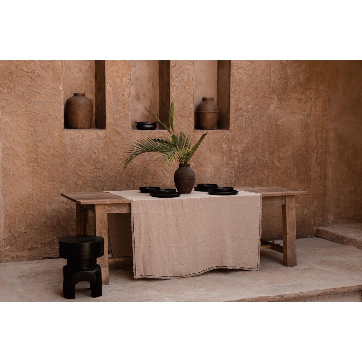 The Tuscany Tablecloth - Natural Black - 150x300