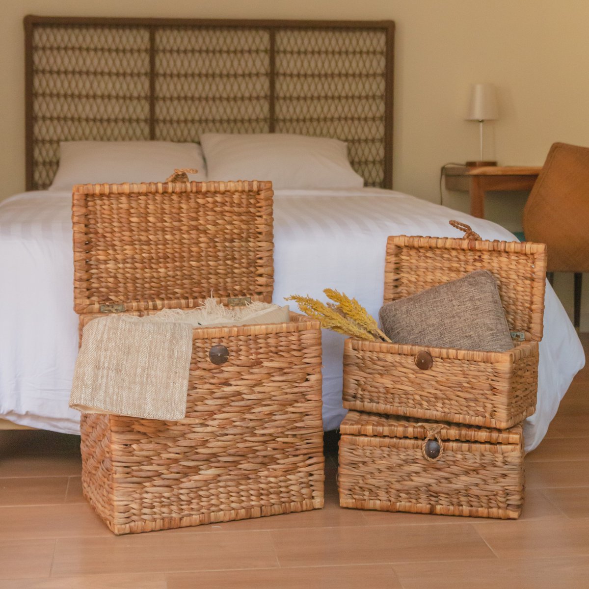Water Hyacinth Laundry Basket with Lid – Kelana Trunk Storage