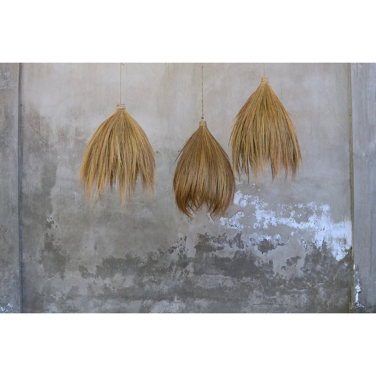 Rayung Grass Pendant Lamp - Natural Woven Hanging Light, Medium