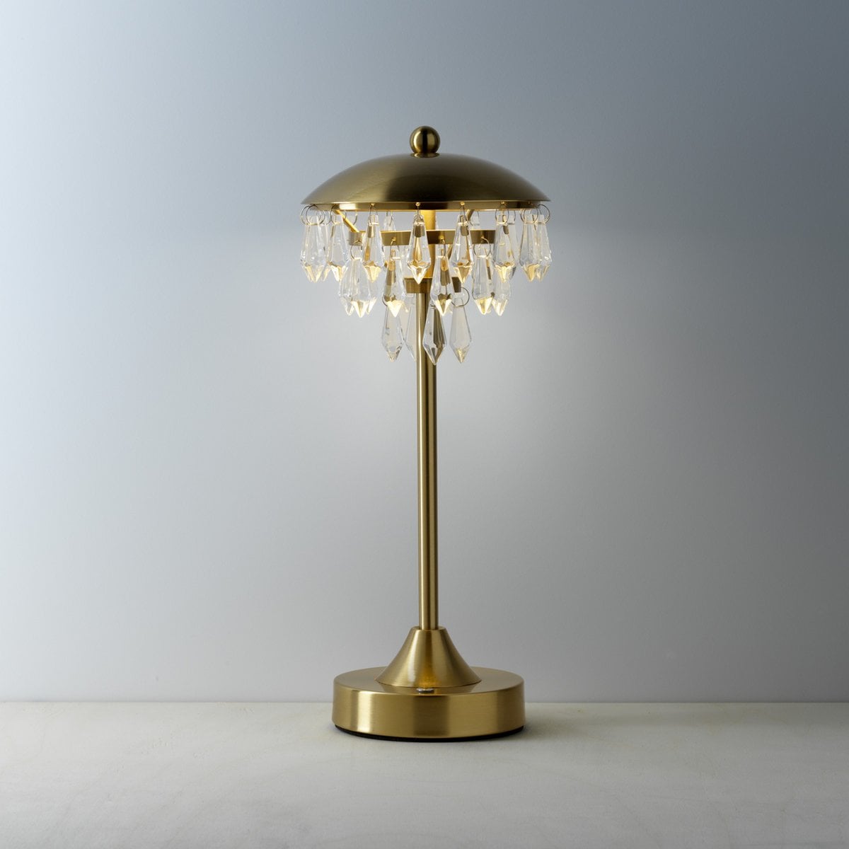 LED Table Lamp - Dimmable Chandelette - Elegant Bedside Lighting