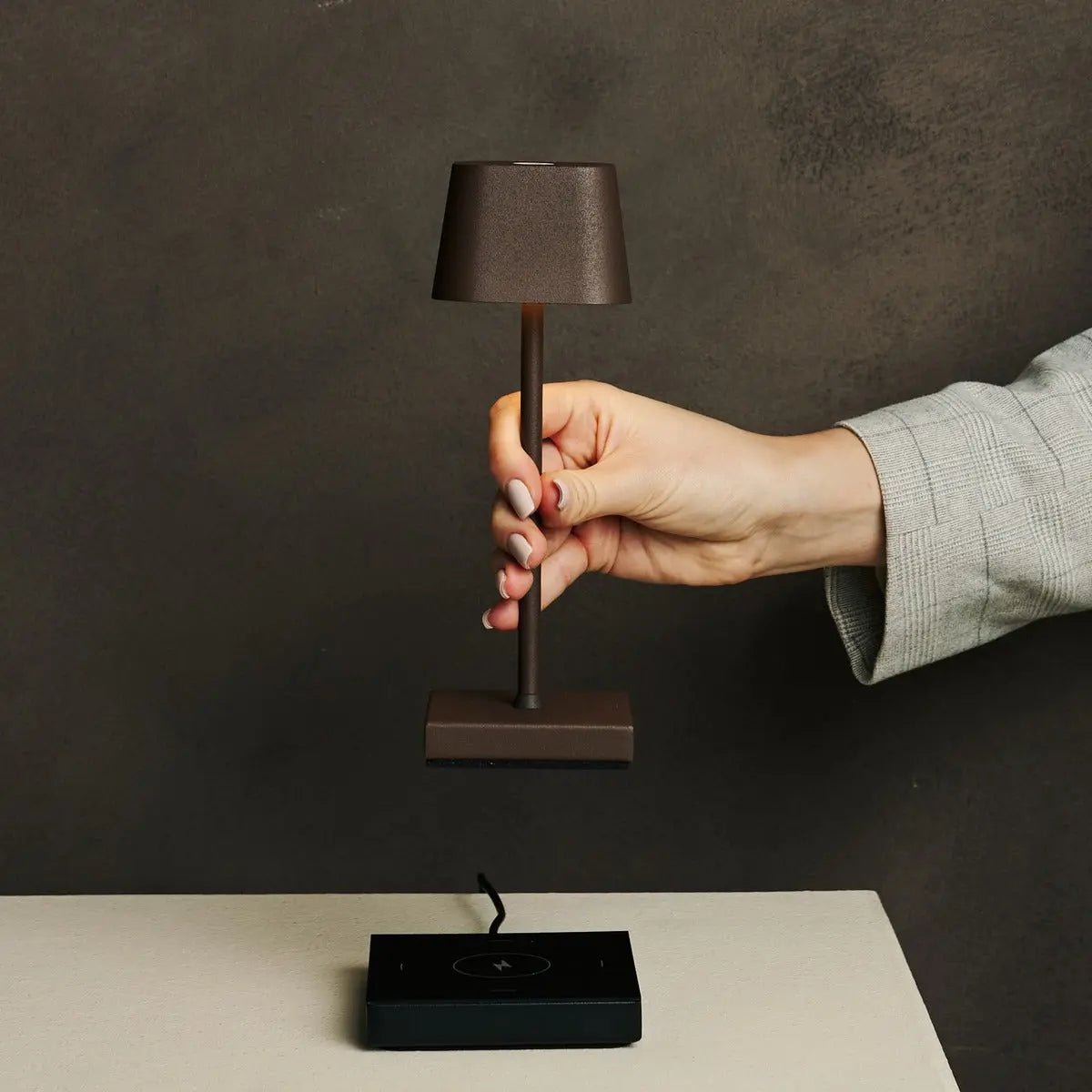 Sarphati Mini Mocha Brown Cordless Table Lamp | Rechargeable via Charging Station & 3 Light Modes