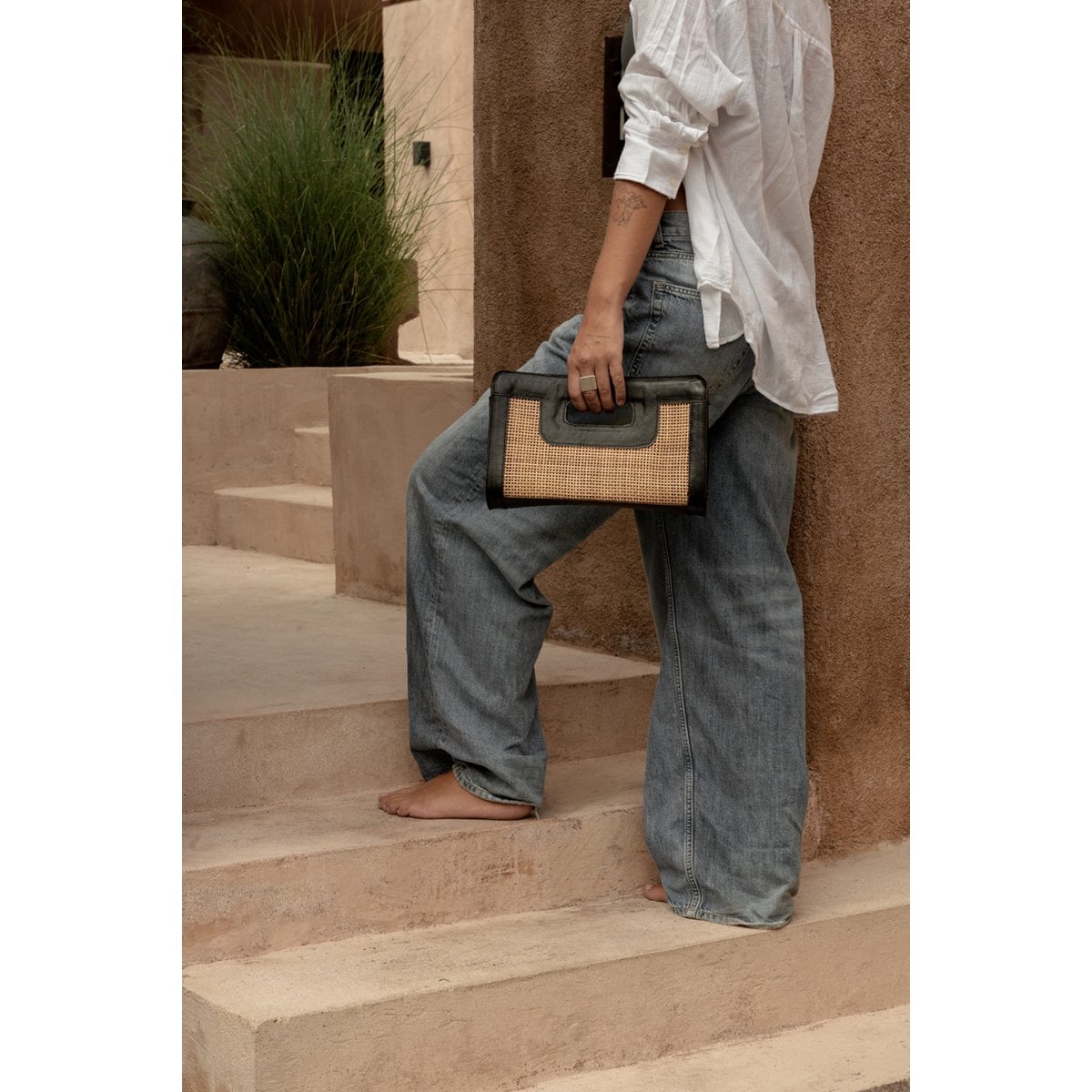 The Riviera Noir Clutch - Natural Black