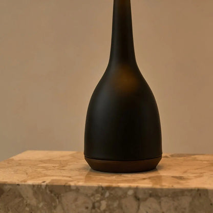 Jacob Black Lamp | Beige Linnenmix Shade & Elegant Lighting