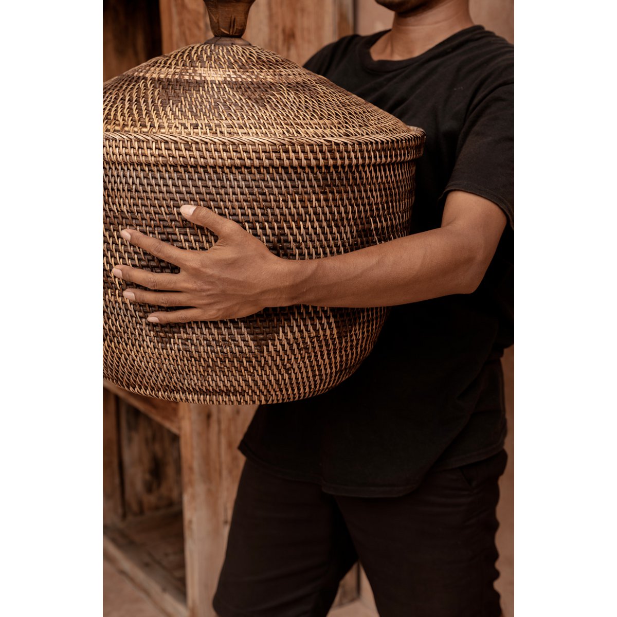 Rattan Storage Basket - Natural Brown Crown Lid Design